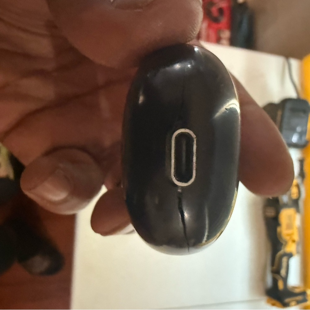 Wireless Earbuds Charging Case - Black